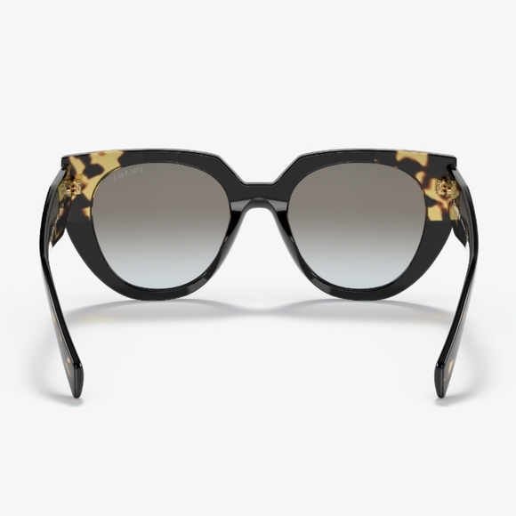 PRADA SUNNIES - Picture 2 of 5